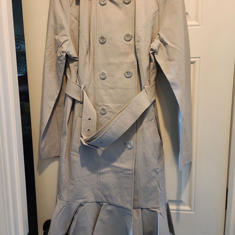 New York & Company Light Gray Trench Coat NWT Pleated Bottom XL